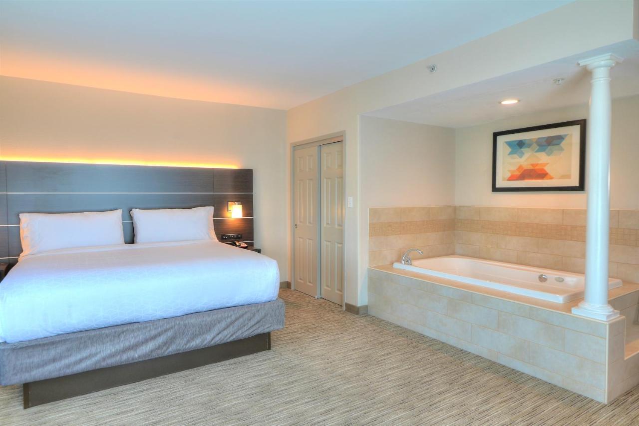 Holiday Inn Express Hotel & Suites Mobile Saraland By Ihg Стая снимка