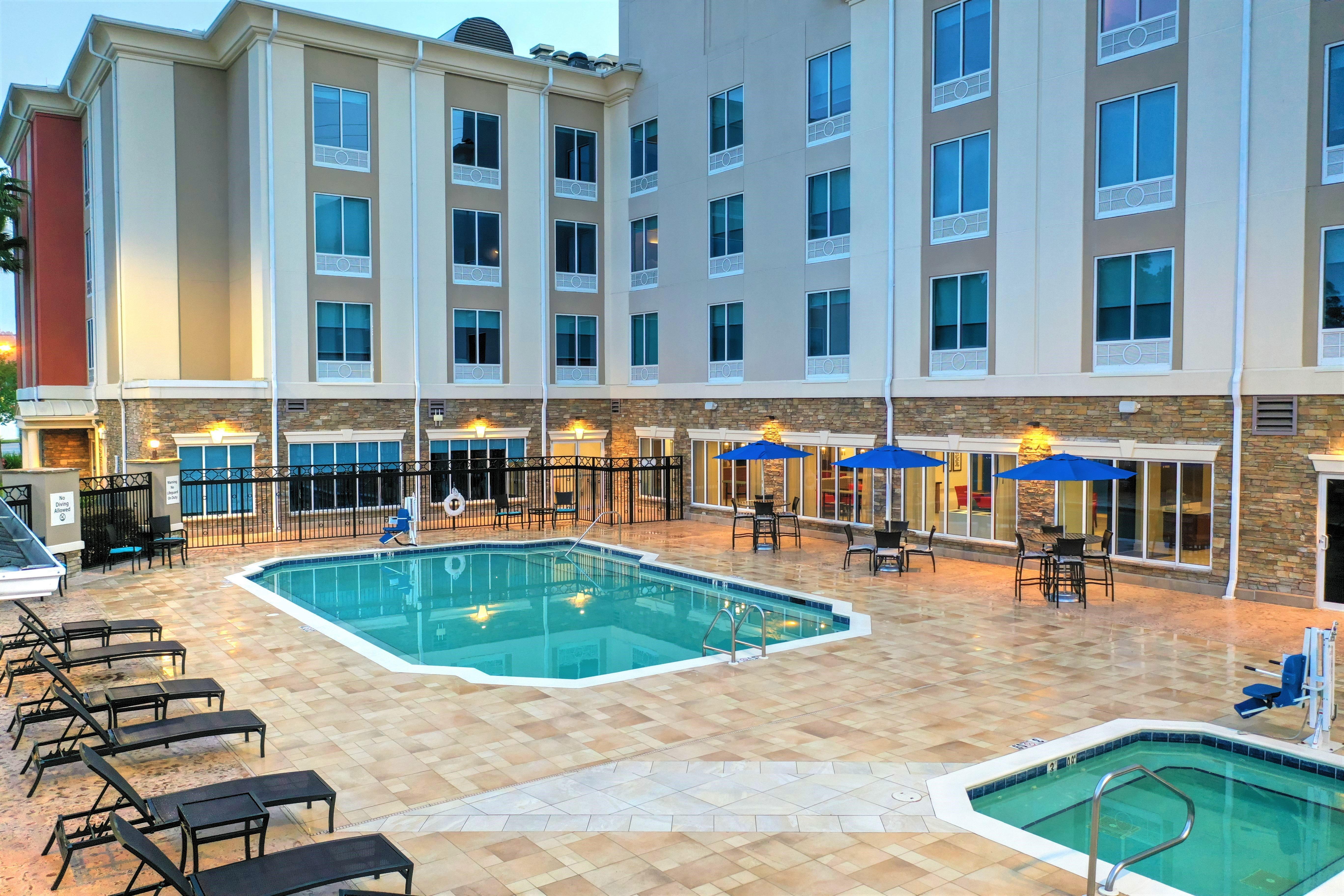 Holiday Inn Express Hotel & Suites Mobile Saraland By Ihg Екстериор снимка